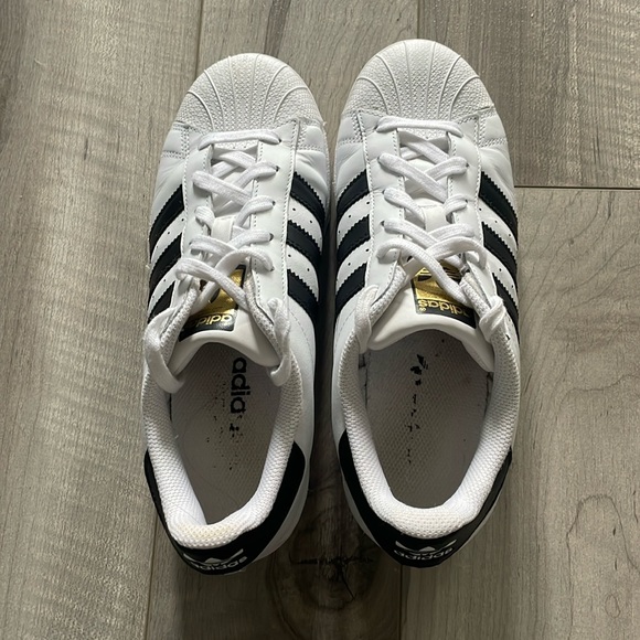 Adidas Sneaker 👟 - Picture 2 of 8